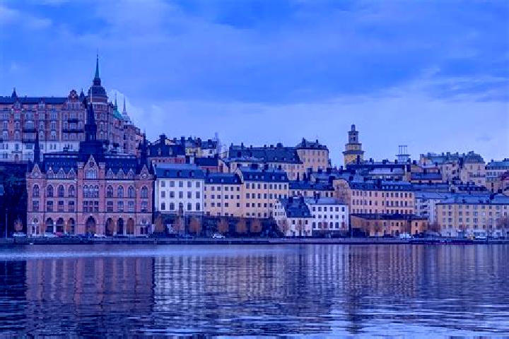 Mia, 34 — Escort in Piperskaerr, Sweden