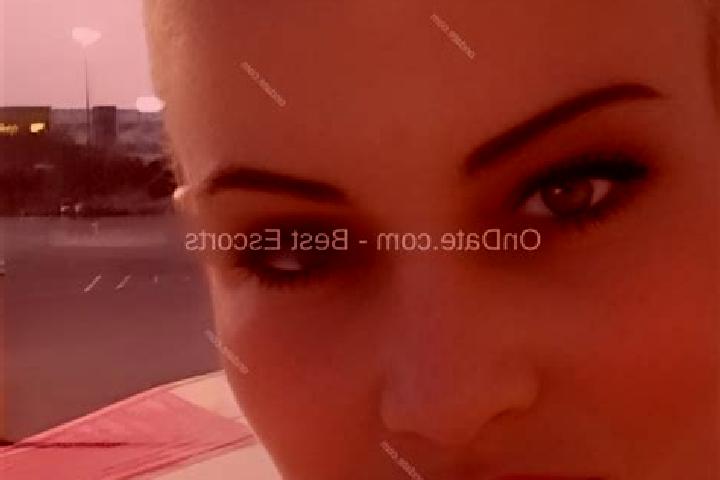 Mia, 34 — Escort in Pitulusa, Romania