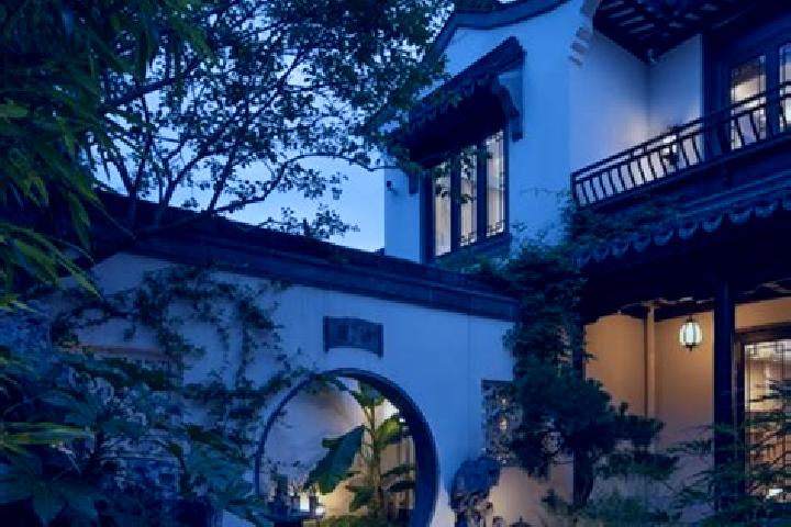 Mia, 34 — Escort in Wencun, China