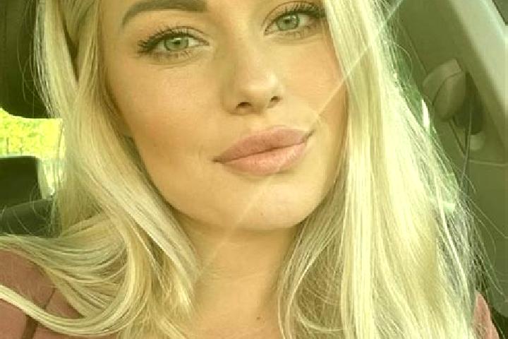 Mia, 35, a blonde hazel-eyed caucasian companion based in Sao Goncalo do Rio Abaixo. Offering Overnight, Tantra, Prostate Massage, Striptease. Available for ...