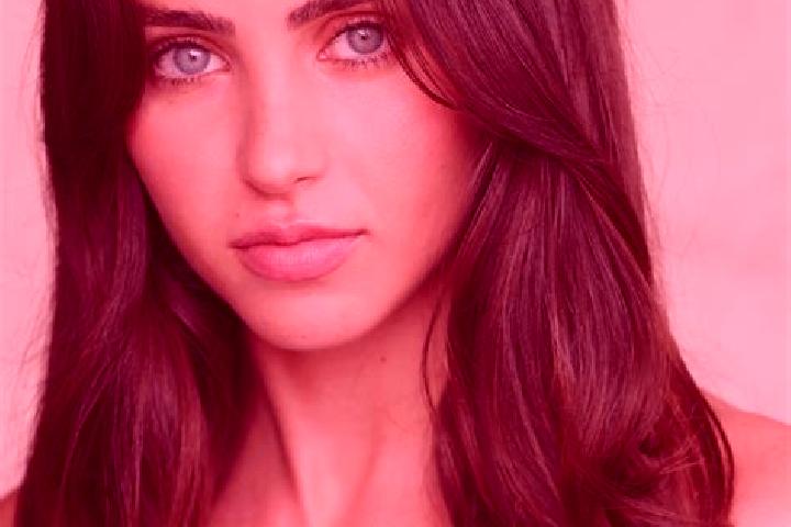 Mia, 35, a brunette blue-eyed caucasian companion based in Wugong. Offering Tantra, Erotic Massage, GFE. Available for incall and outcall, day and evening da...