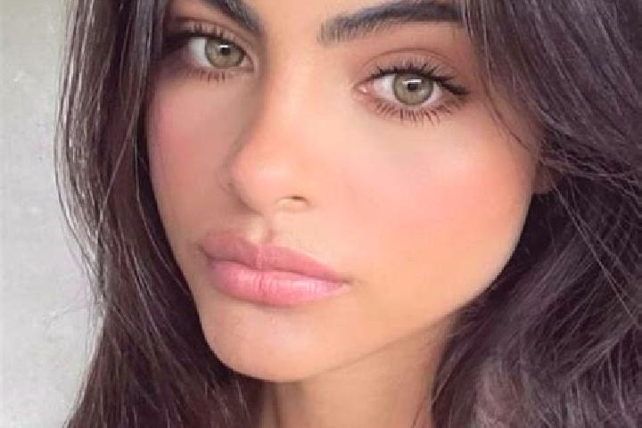 Mia, 35, a chestnut green-eyed indian companion based in Polanowice-Poswietne-Ligota. Offering Dinner Date, Duos, A-Level, Overnight. Available for incall an...