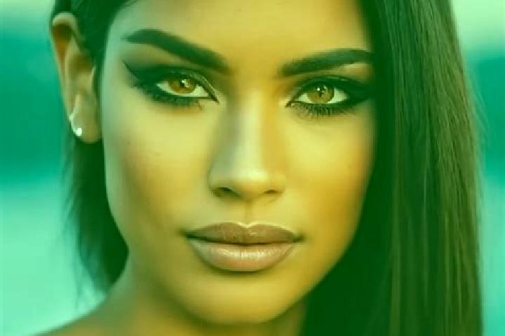 Mia, 35, a red green-eyed latina companion based in Hutland. Offering Travel Companion, Tantra, 69. Available for incall and outcall, overnight bookings avai...