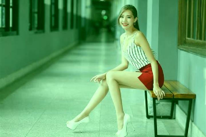 Mia, 35, a red grey-eyed asian companion based in Vaqarr. Offering Dinner Date, BDSM, Travel Companion. Available for incall and outcall, day and evening dates.