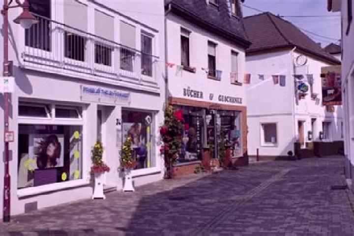 Mia, 35 — Escort in Dierdorf, Germany