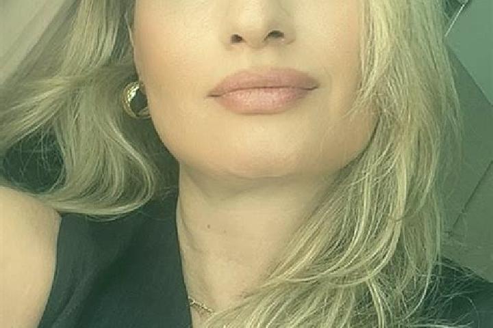 Mia, 35 — Escort in Donneville, France