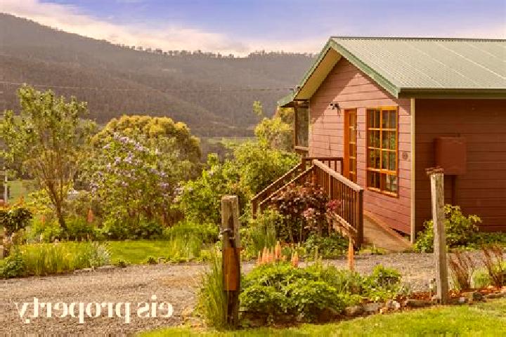 Mia, 35 — Escort in Glen Huon, Australia