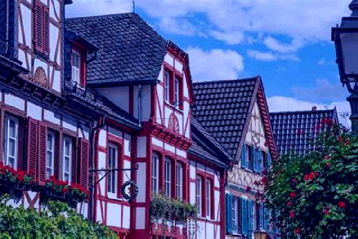 Mia, 35 — Escort in Lauffen am Neckar, Germany