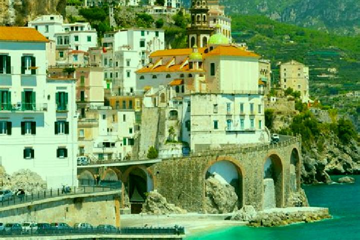 Mia, 35 — Escort in Rive, Italy