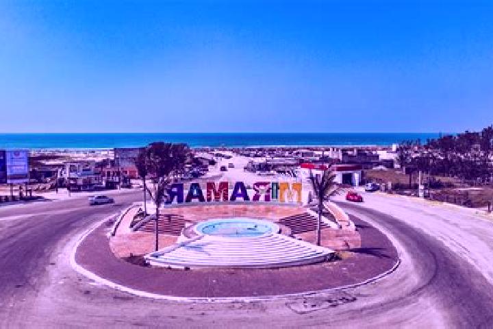 Mia, 35 — Escort in Santa Gertrudis Miramar, Mexico