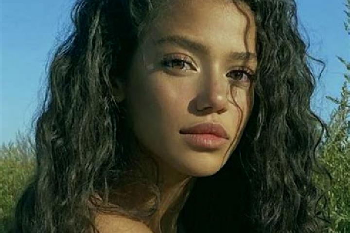 Mia, 36, a black blue-eyed latina companion based in San Diego. Offering Striptease, Duos, Tantra, CIM, Party Girl. Available for incall and outcall, day and...