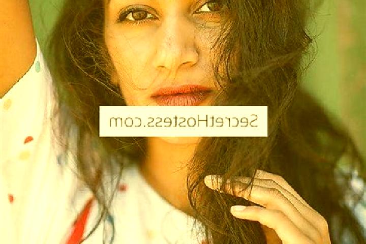 Mia, 36, a black grey-eyed indian companion based in La Roche-sur-Foron. Offering Travel Companion, Domination, Party Girl, Fetish. Available for incall and ...