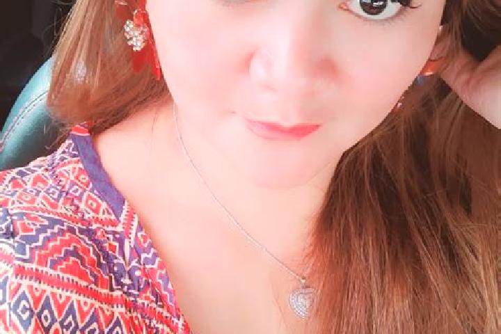 Mia, 36 — Escort in Bacani, Romania