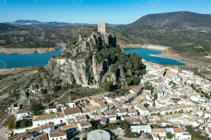 Mia, 36 — Escort in Canales de la Sierra, Spain