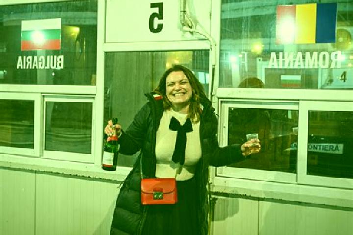 Mia, 36 — Escort in Gradistea, Romania