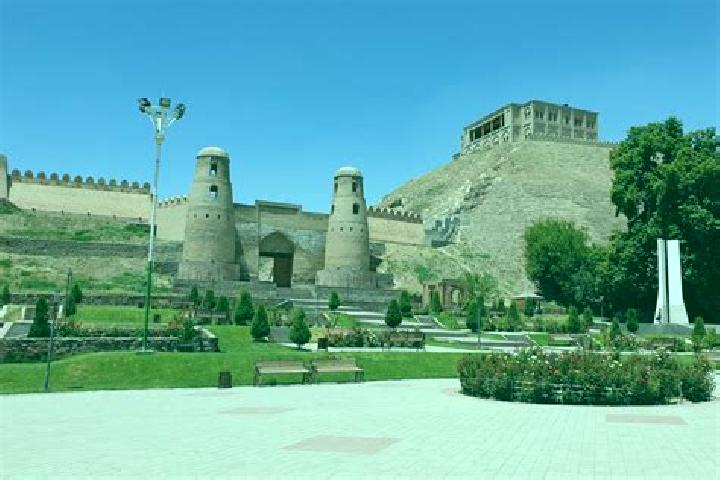 Mia, 36 — Escort in Vahdat, Tajikistan
