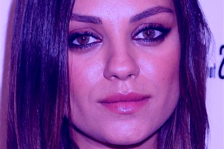 Mia, 37, a auburn hazel-eyed caucasian companion based in Nakhl-e Taqi. Offering Striptease, Couples, Roleplay. Available for incall and outcall, day and eve...
