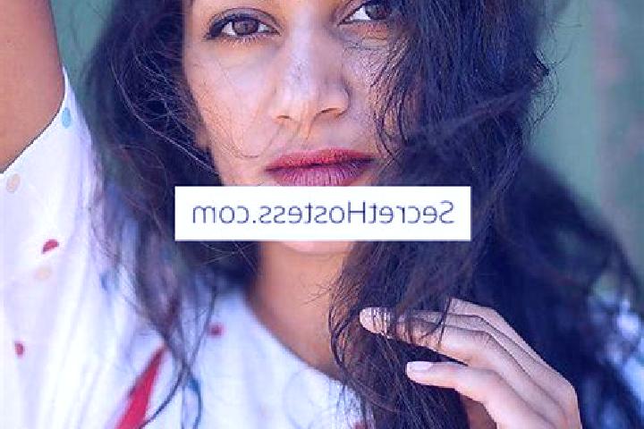 Mia, 37, a black brown-eyed indian companion based in Bernay-Saint-Martin. Offering Domination, Overnight, Tantra, Girlfriend Experience. Available for incal...