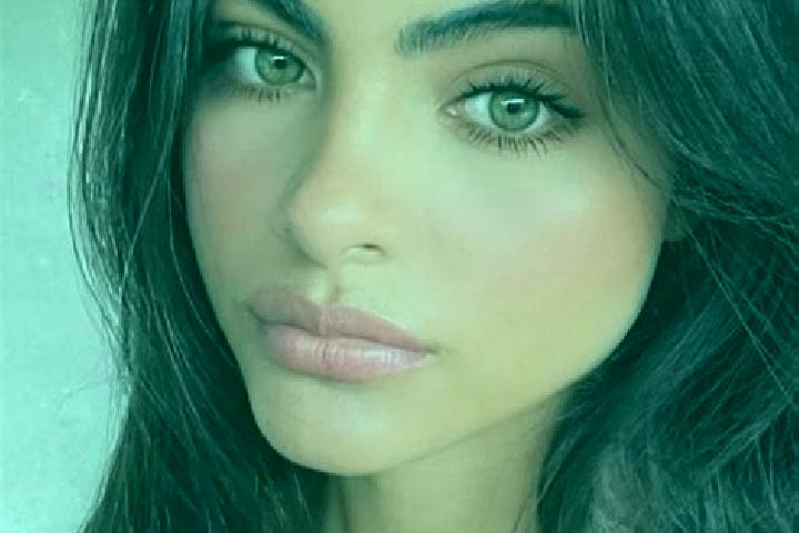 Mia, 37, a black hazel-eyed caucasian companion based in Kampung Enggor. Offering Tantra, 69, Striptease, Couples. Available for incall and outcall, day and ...