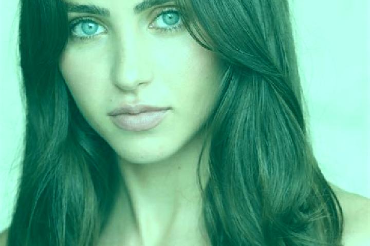 Mia, 37, a brunette blue-eyed latina companion based in Coyne Center. Offering Tantra, OWO, A-Level, CIM, Girlfriend Experience. Available for incall and out...