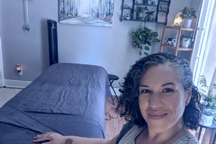 Mia, 37, a chestnut dark-eyed latina companion based in Avane. Offering Massage, Party Girl, GFE, Fetish, Erotic Massage. Available for incall and outcall, o...