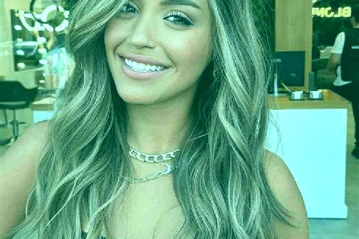 Mia, 37, a dark blonde grey-eyed middle eastern companion based in Topliceni. Offering Duos, Striptease, Dinner Date, Overnight, Deep French Kissing. Availab...