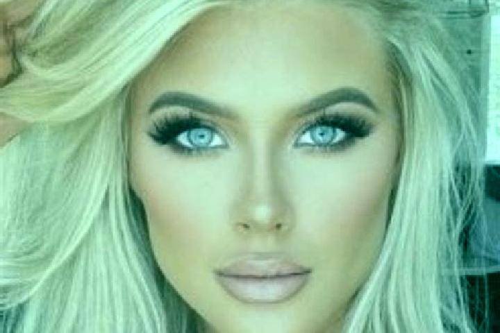 Mia, 37, a platinum blonde brown-eyed mixed companion based in Quartiere Sarmazzano. Offering OWO, A-Level, Dinner Date, Couples. Available for incall and ou...