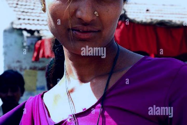 Mia, 37, a red blue-eyed indian companion based in Castino. Offering Erotic Massage, 69, Prostate Massage, BDSM. Available for incall and outcall, overnight ...