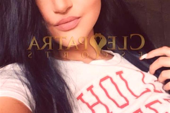Mia, 37, a red dark-eyed ebony companion based in Villa Tres Cruces. Offering GFE, 69, OWO, Tantra, Massage. Available for incall and outcall, day and evenin...