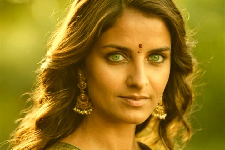 Mia, 37, a red green-eyed indian companion based in Nakonde. Offering Roleplay, Girlfriend Experience, Couples. Available for incall and outcall, day and eve...