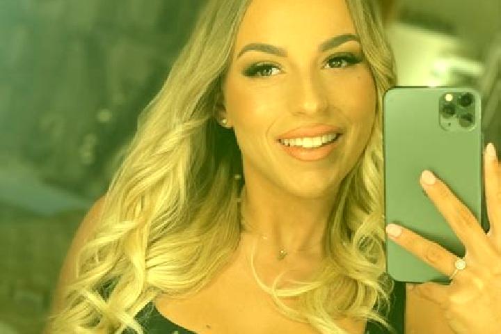 Mia, 37 — Escort in Kecsked, Hungary