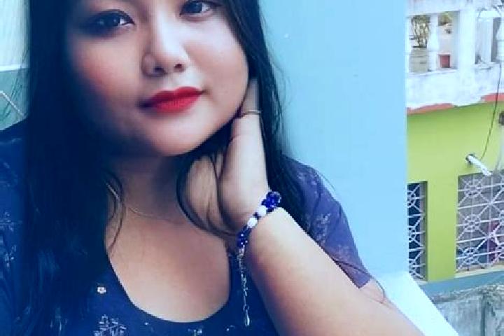 Mia, 37 — Escort in Munung, Indonesia