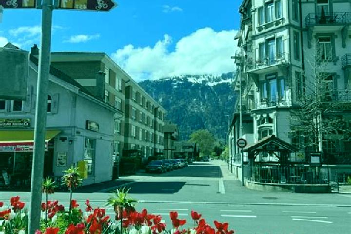 Mia, 37 — Escort in Praroman, Switzerland