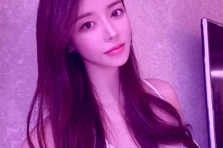 Mia, 37 — Escort in Sanxianling, China