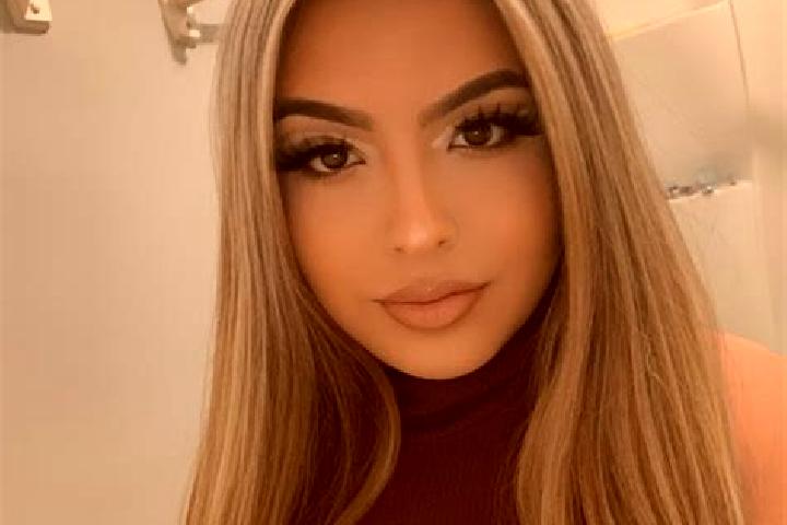 Mia, 38, a blonde hazel-eyed latina companion based in Ipeuna. Offering Domination, GFE, A-Level, OWO, Overnight. Available for incall and outcall, day and e...