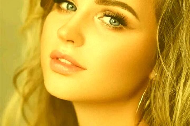 Mia, 38, a dark blonde blue-eyed ebony companion based in Samolaco. Offering Dinner Date, Girlfriend Experience. Available for incall and outcall, day and ev...