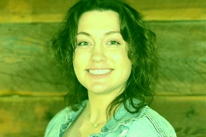Mia, 38 — Escort in Camanche, United States