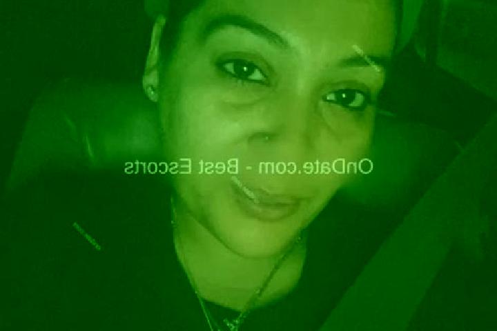 Mia, 38 — Escort in Yonkers, United States