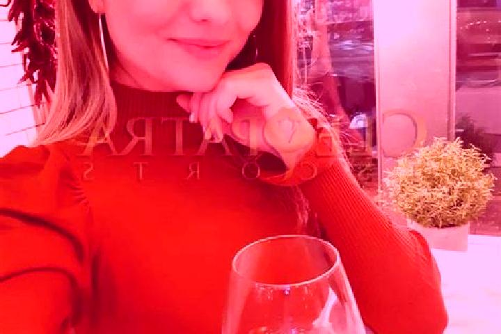 Mia, 39, a auburn amber-eyed caribbean companion based in Cubla. Offering GFE, Dinner Date, OWO, Girlfriend Experience, Massage. Available for incall and out...