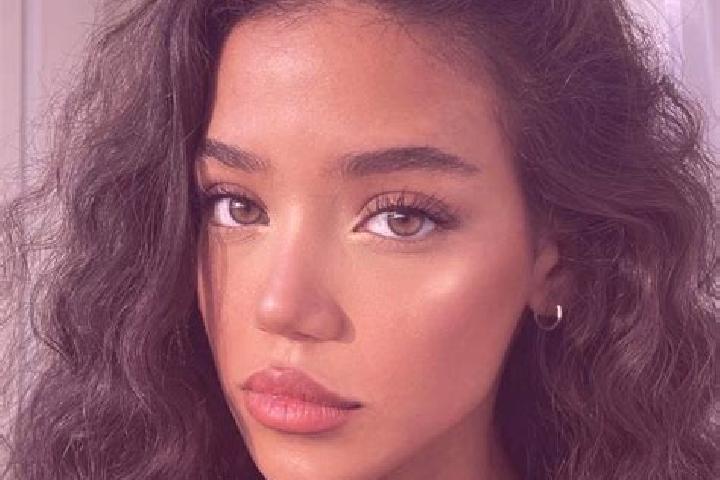 Mia, 39, a black brown-eyed caucasian companion based in Ticaco. Offering CIM, Roleplay, Dinner Date, OWO. Available for incall and outcall, day and evening ...