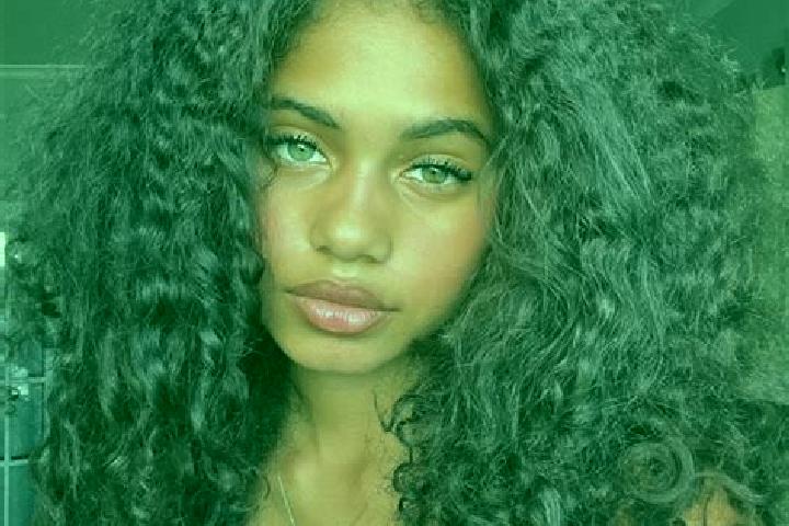 Mia, 39, a brunette blue-eyed ebony companion based in Linshanhe. Offering 69, CIM, BDSM, Couples, GFE. Available for incall and outcall, day and evening dates.