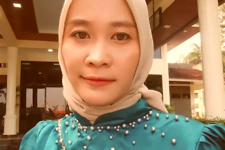 Mia, 39 — Escort in Deket Wetan, Indonesia