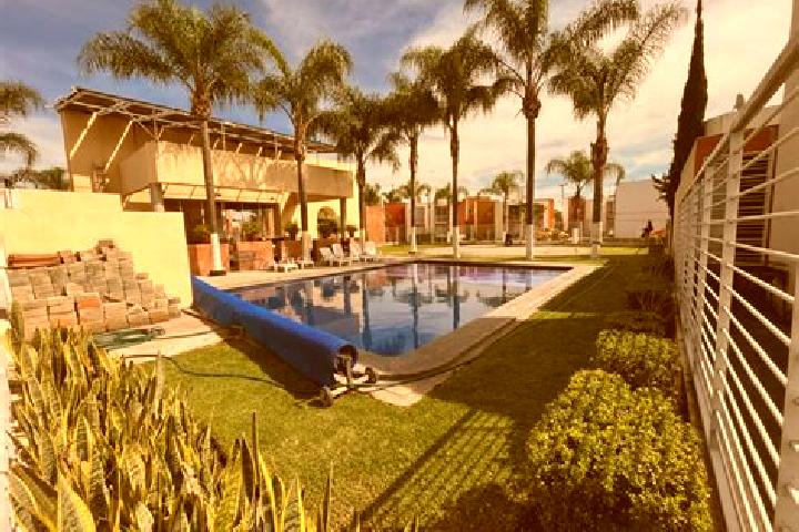 Mia, 39 — Escort in Fraccionamiento Geovillas los Pinos, Mexico