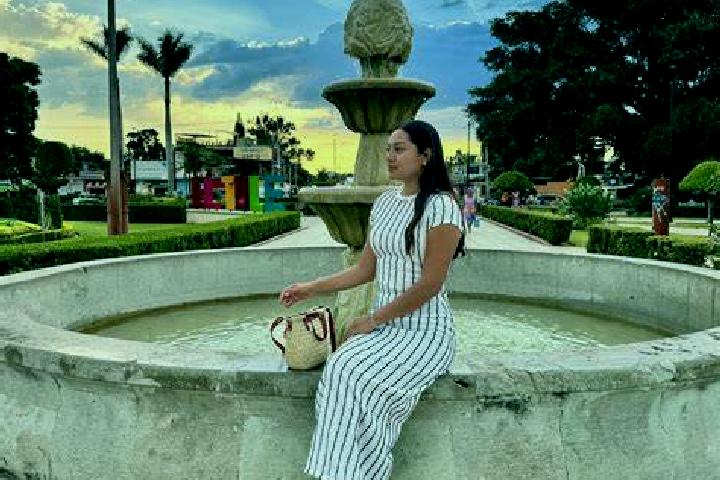 Mia, 39 — Escort in San Juan Lachao, Mexico