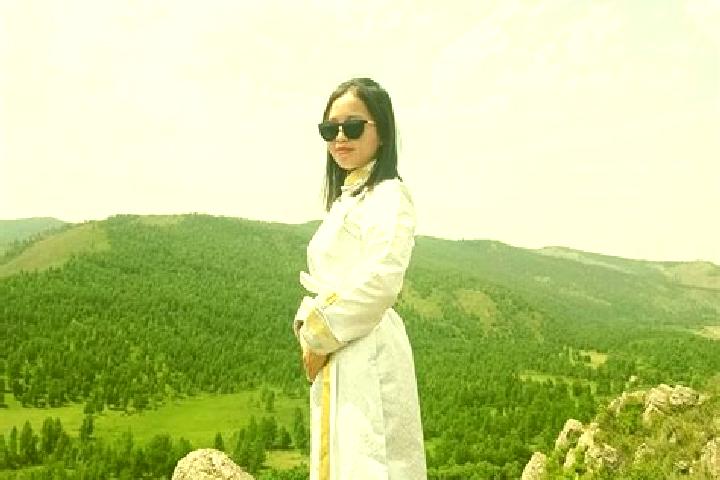 Mia, 39 — Escort in Tsagaanhayrhan, Mongolia