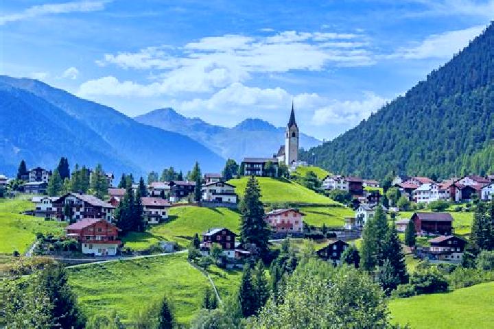Mia, 39 — Escort in Vals, Austria