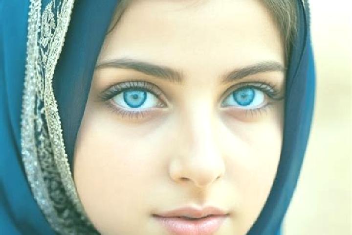 Mila, 20, a auburn blue-eyed middle eastern companion based in Dalton. Offering Travel Companion, Fetish, Erotic Massage, Domination. Available for incall an...