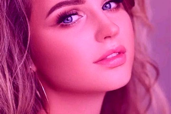 Mila, 20, a dark blonde blue-eyed asian companion based in Jiretin pod Bukovou. Offering Deep French Kissing, Party Girl, Duos. Available for incall and outc...
