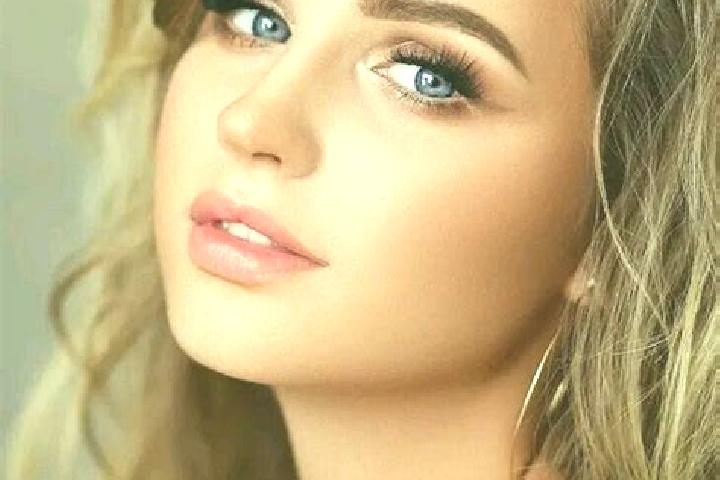 Mila, 20, a dark blonde blue-eyed mediterranean companion based in Telychka. Offering CIM, Fetish, BDSM. Available for incall and outcall, day and evening da...