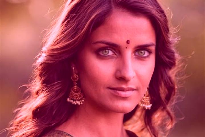 Mila, 20, a red green-eyed indian companion based in Agassiz. Offering Girlfriend Experience, Overnight, Travel Companion, Striptease. Available for incall a...